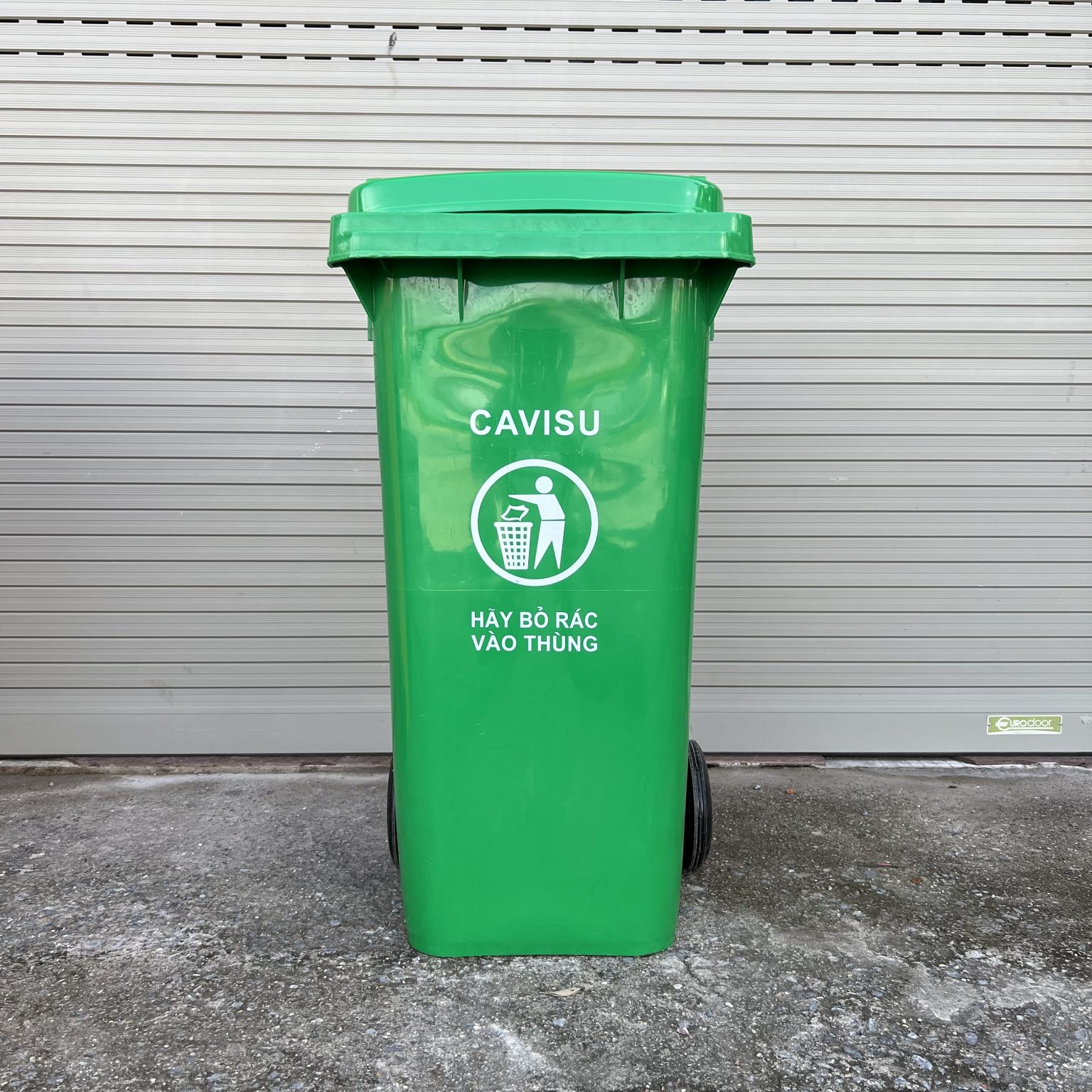 Thùng rác nhựa 100L thương hiệu Cavisu bền đẹp,khả năng chịu nhiệt , thiết kế nắp đậy thông minh , có bánh xe đẩy di chuyển dễ dàng - 100L conv
