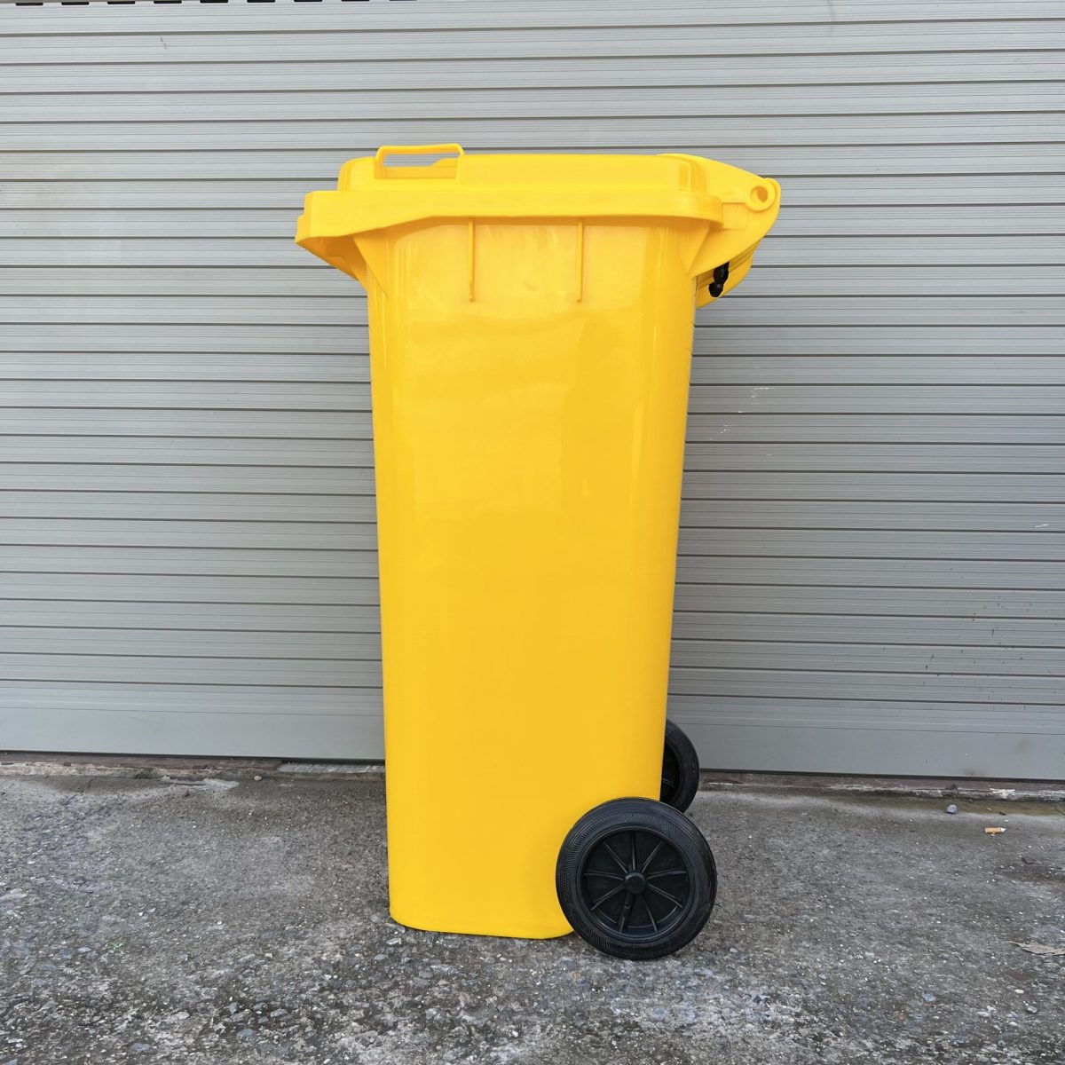 Thùng rác nhựa CAVISU 120L Màu Xanh - 120L vang conv 1