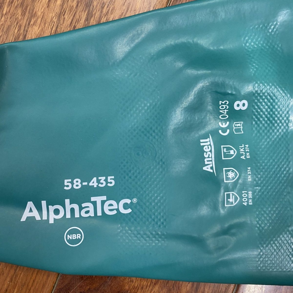 Găng tay chống hóa chất Ansell Alphatec 58 435 - 584351 1