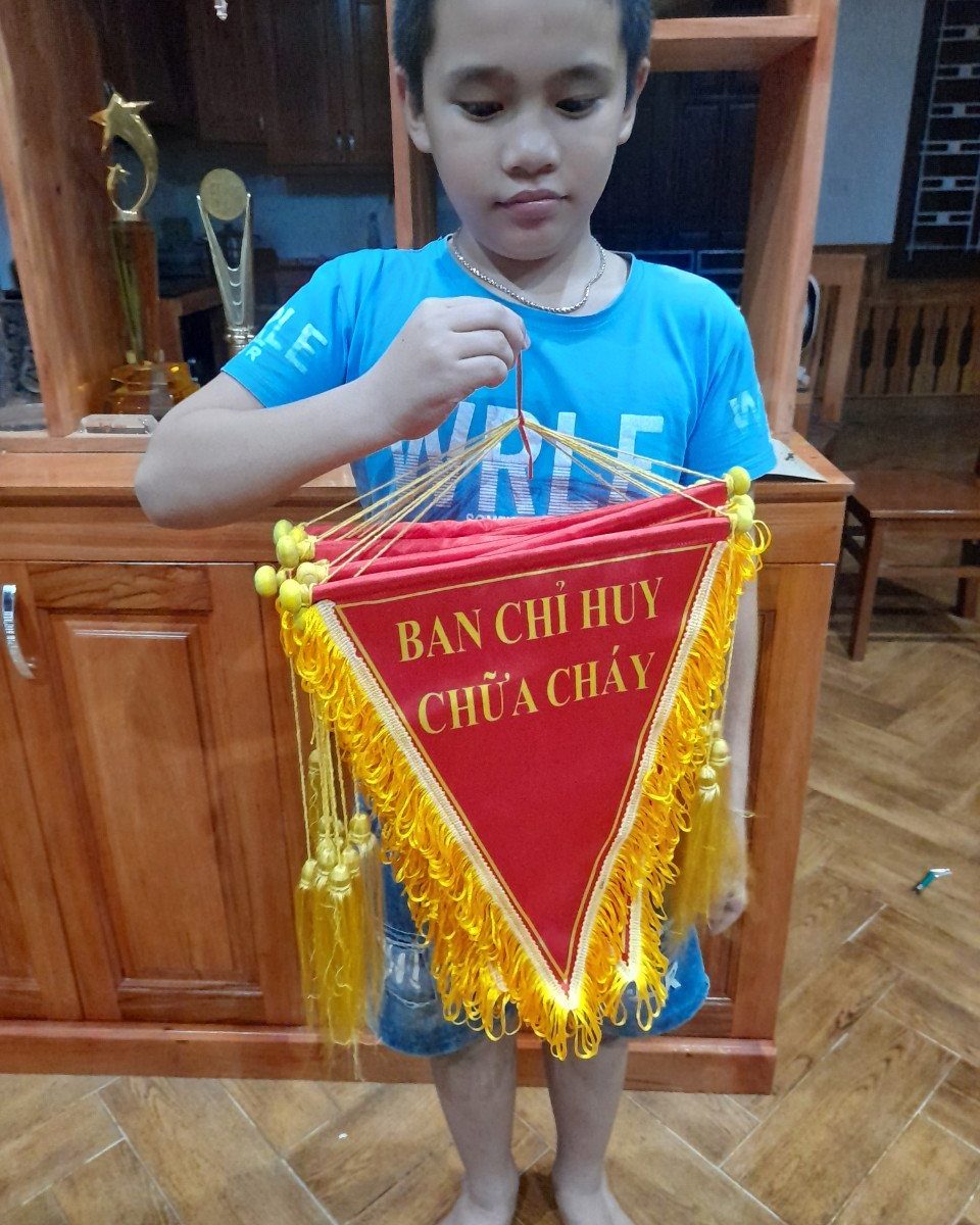 Cờ ban chỉ huy chữa cháy - co