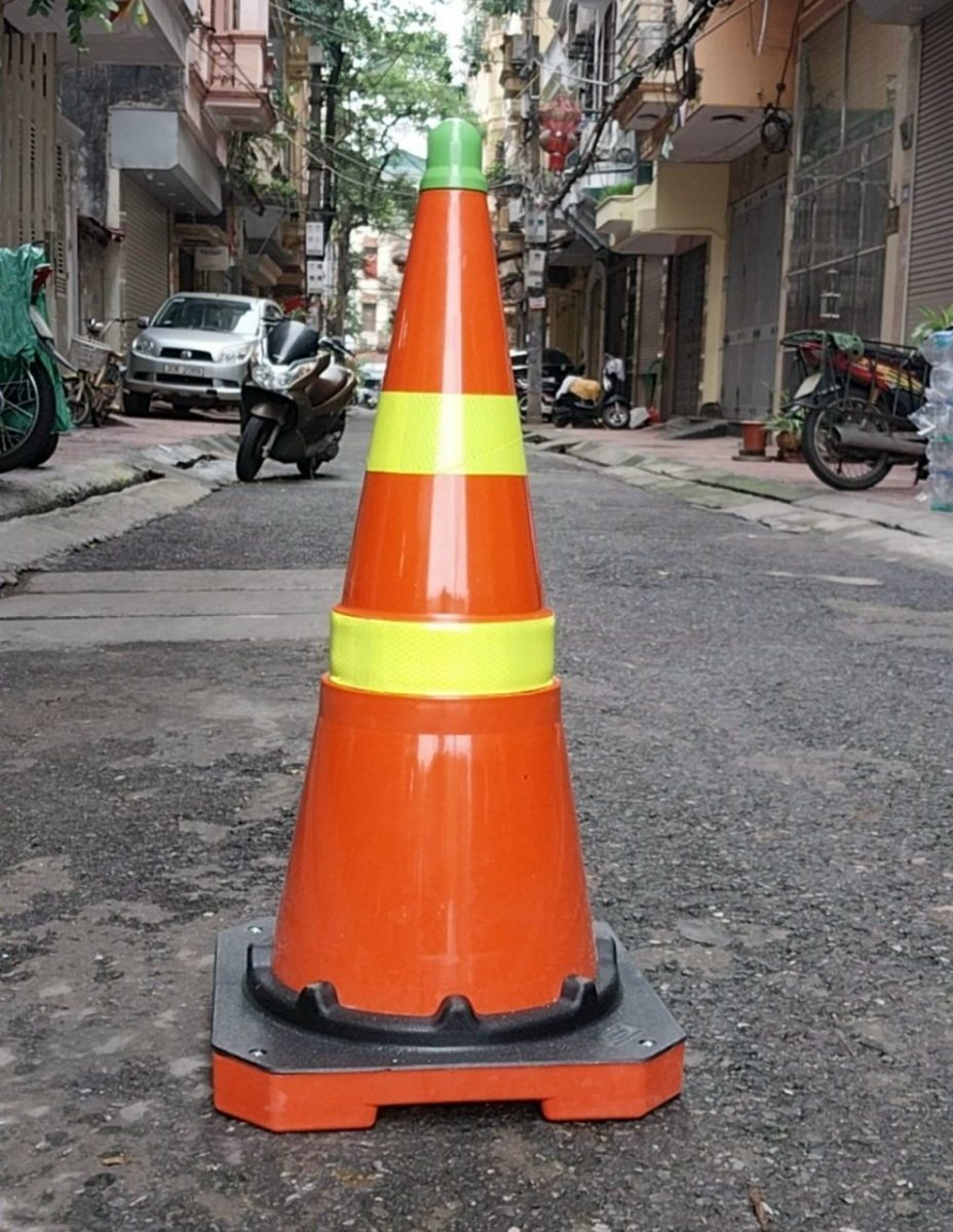 Cọc tiêu giao thông chớp chất lượng giá đẹp - coc tieu 3
