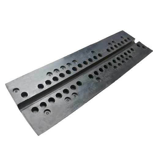 Gờ giảm tốc cao su bảo vệ luồn dây điện ngầm 004 - go giam toc luon day dien 2
