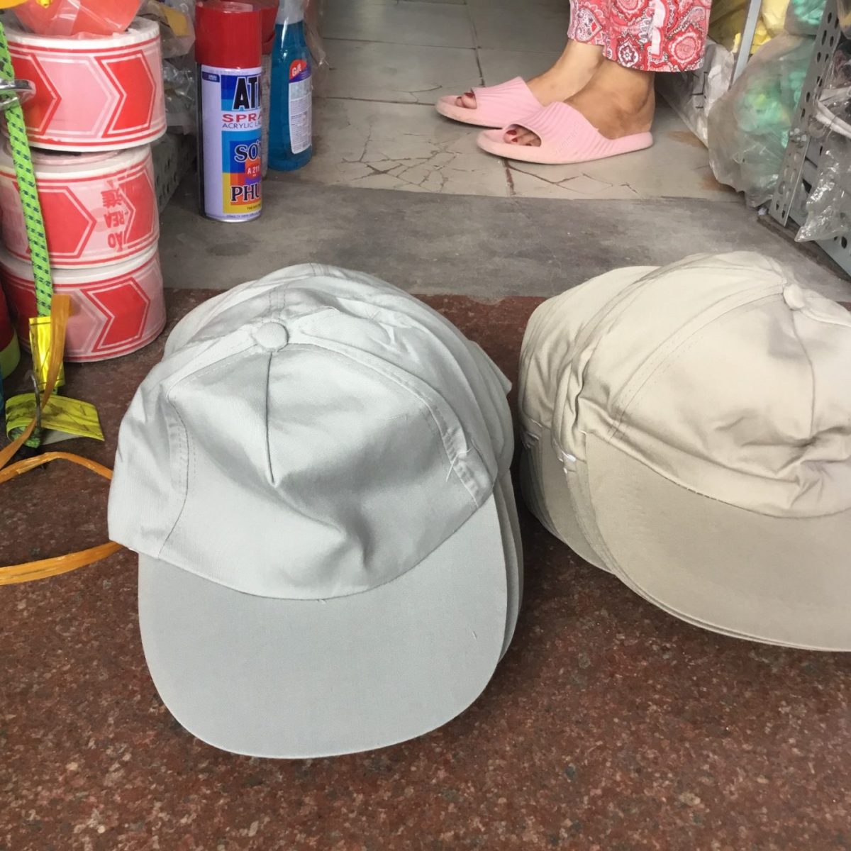 Mũ lưỡi trai nam nữ chông tia uv trơn chất kaki phong cách trẻ trung dạo phố - mlt1