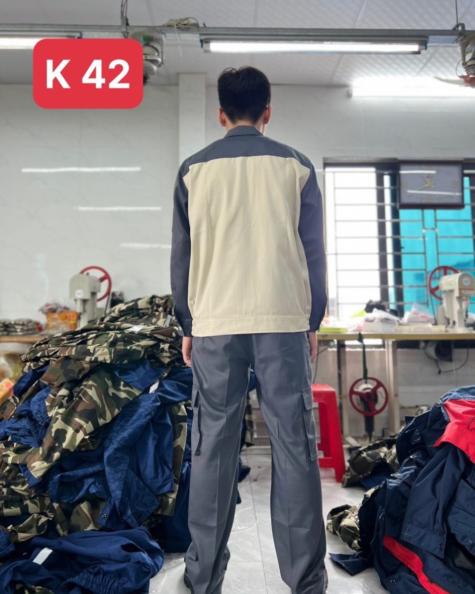 Bộ quần áo kaki liên doanh hàn quốc phối kem viền xám kéo khóa chất đẹp - qaoxam1