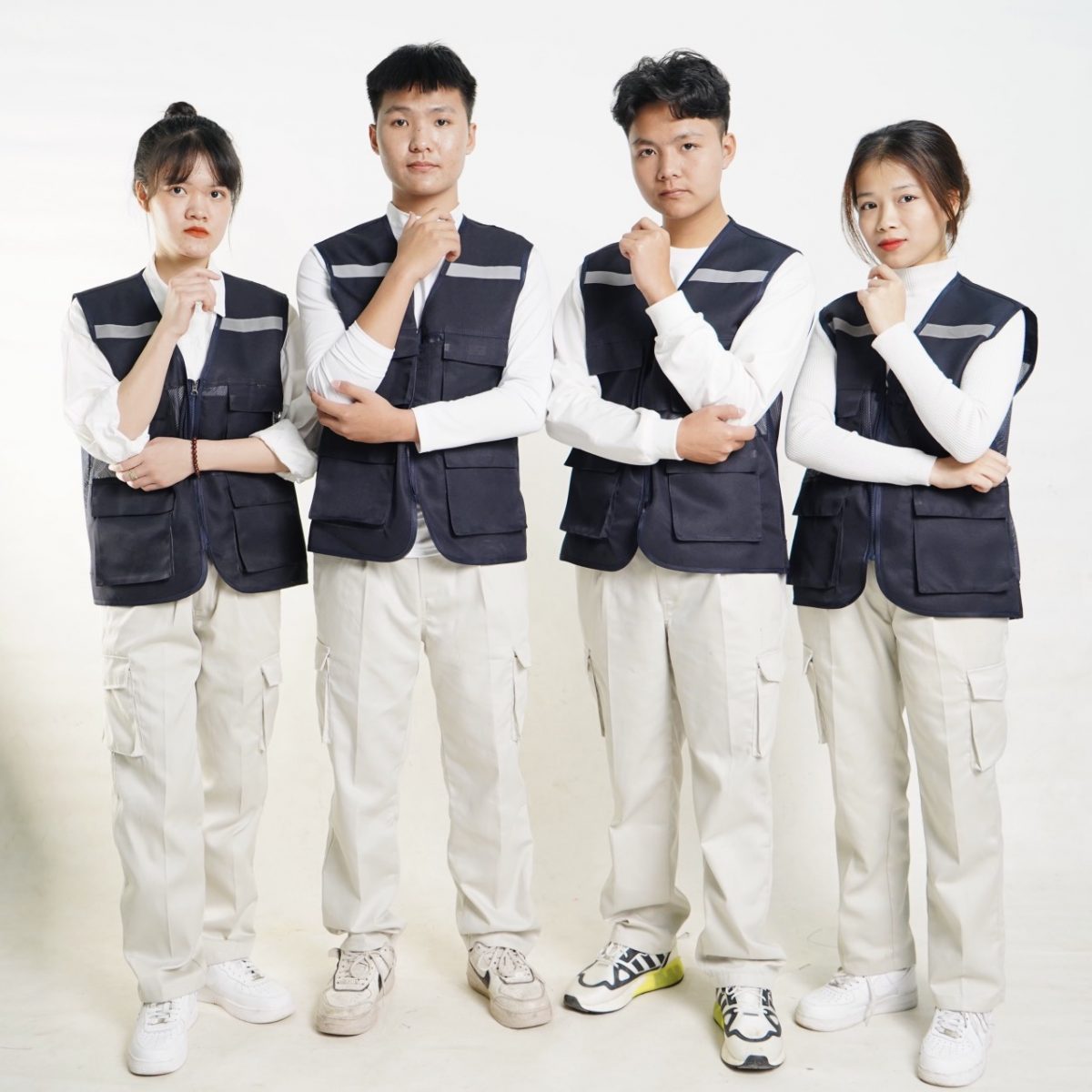 Áo gile túi hộp phản quang tím than - z4098621306570 a28037830162fec47c9f136d002f4516