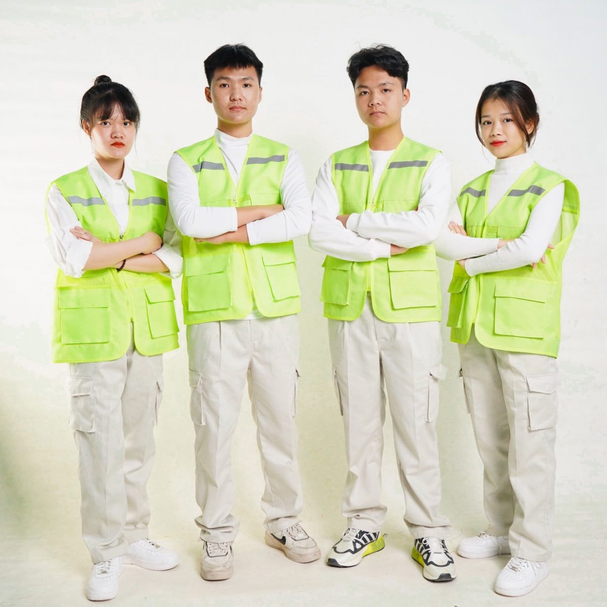 Áo gile phản quang túi hộp xanh cốm - z4098621317079 ce32e349e95fd24e24d9a99ada2beb8b