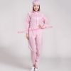 quan ao lien quan chong tinh dien mau hong