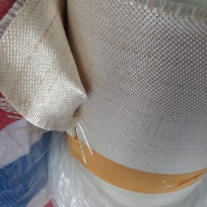 dải phân cách thép