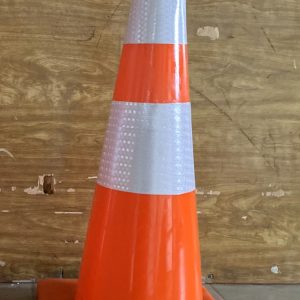 Cọc tiêu nhựa mềm PVC cao 70cm có tay cầm - z2633498899474 a143a29871b22573d597eec1578652a3
